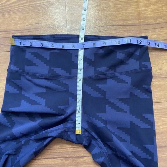 Alo Yoga Navy Airbrush Capri Engineered Print‎ S - Picture 6 of 11